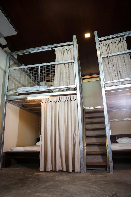 Bb Bunkers Hostel Santubong Room photo