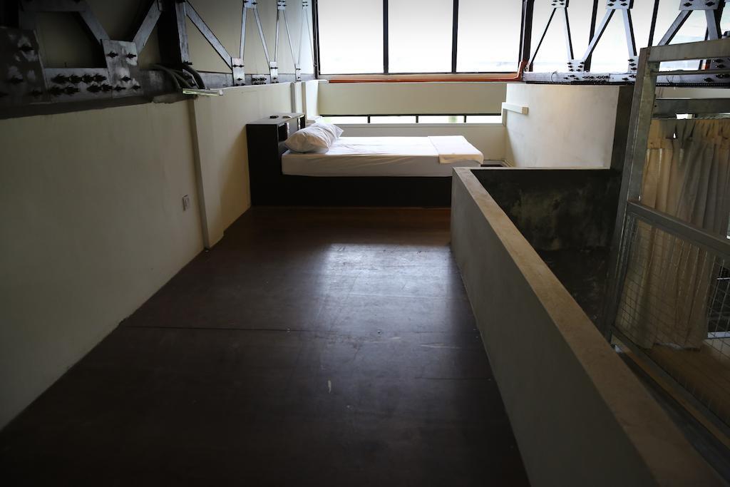Bb Bunkers Hostel Santubong Room photo